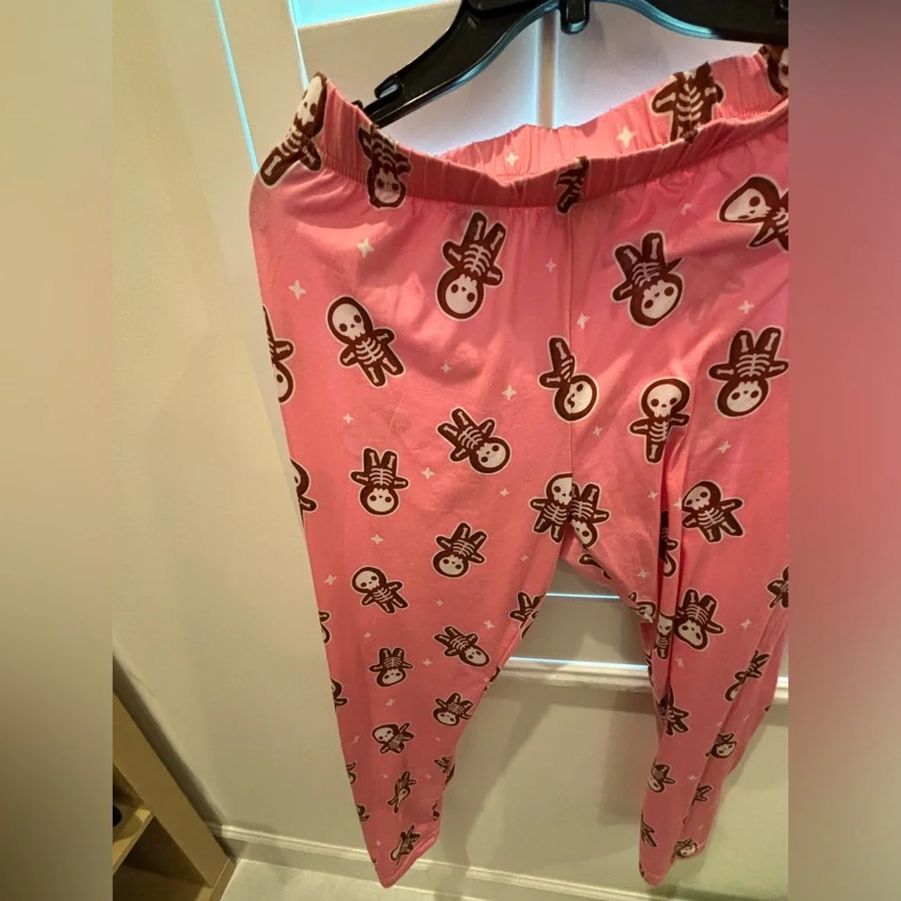 Em & Sprout Skeleton Gingerbread Pink Pajama Set Size Large